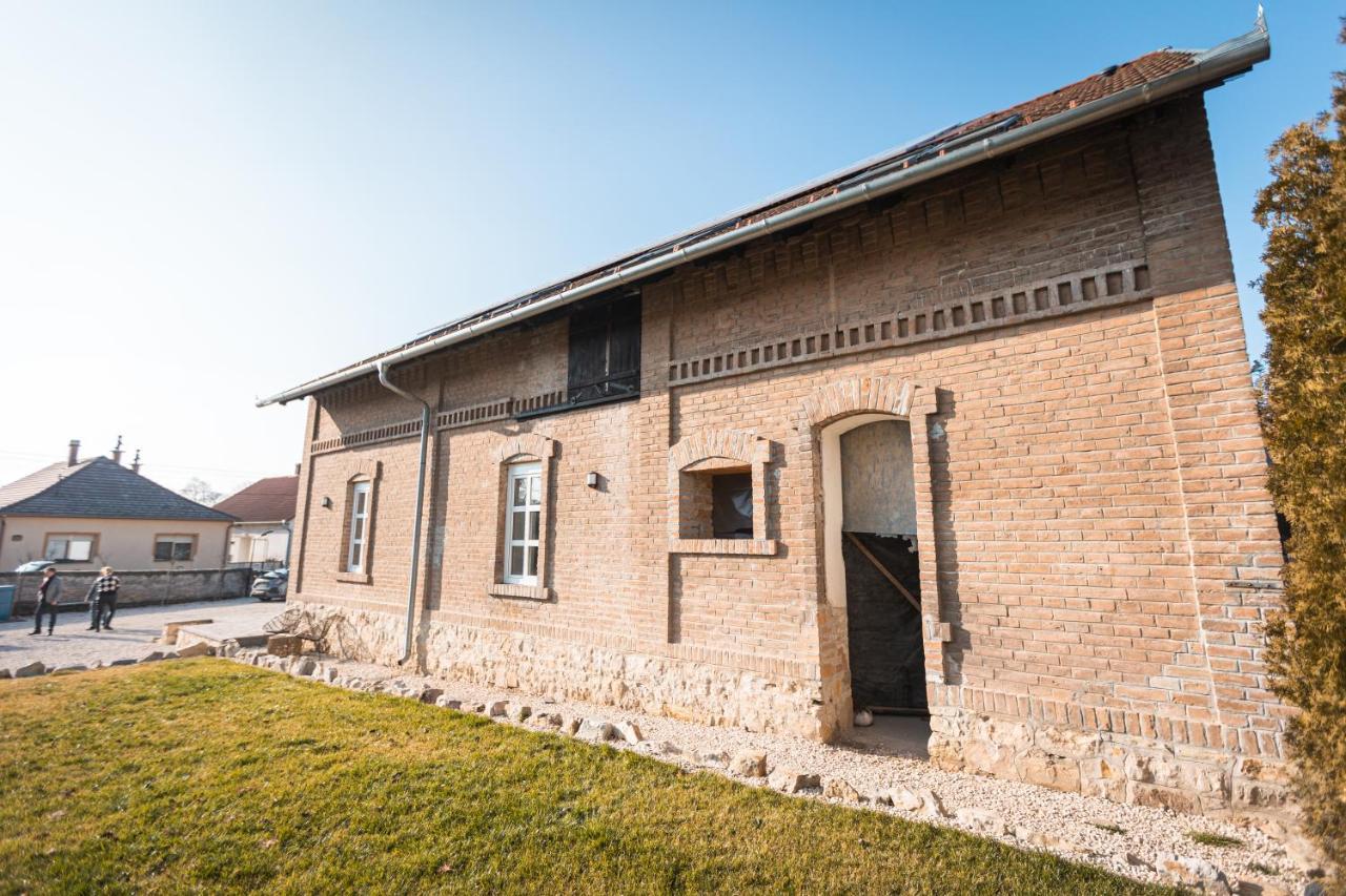 Magtar Villa Boly Luaran gambar